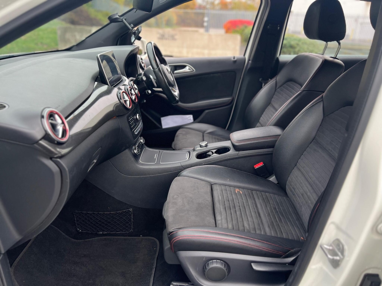 Used Mercedes-Benz B Class 2015 for sale - 76388925: Photo 19