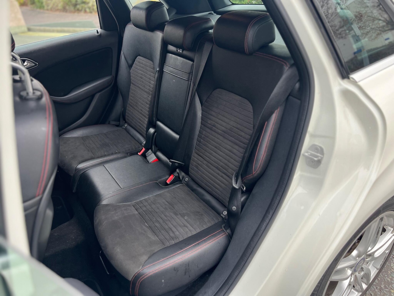 Used Mercedes-Benz B Class 2015 for sale - 76388925: Photo 21