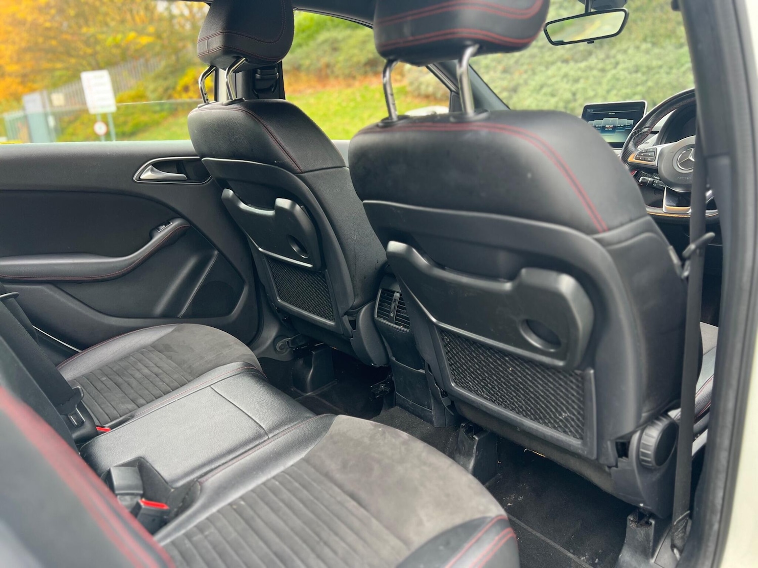 Used Mercedes-Benz B Class 2015 for sale - 76388925: Photo 26