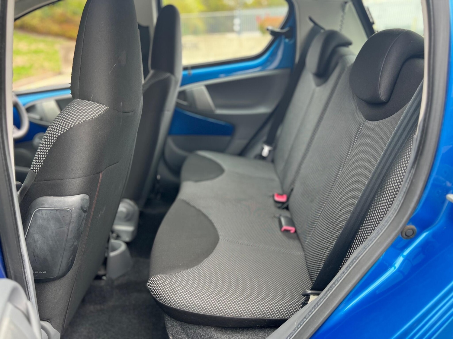 Used Toyota AYGO 2011 for sale - 75810162: Photo 20