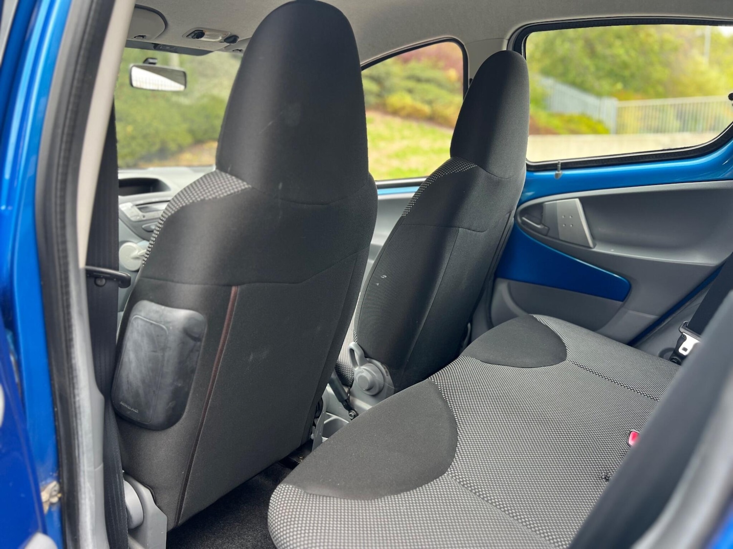 Used Toyota AYGO 2011 for sale - 75810162: Photo 21