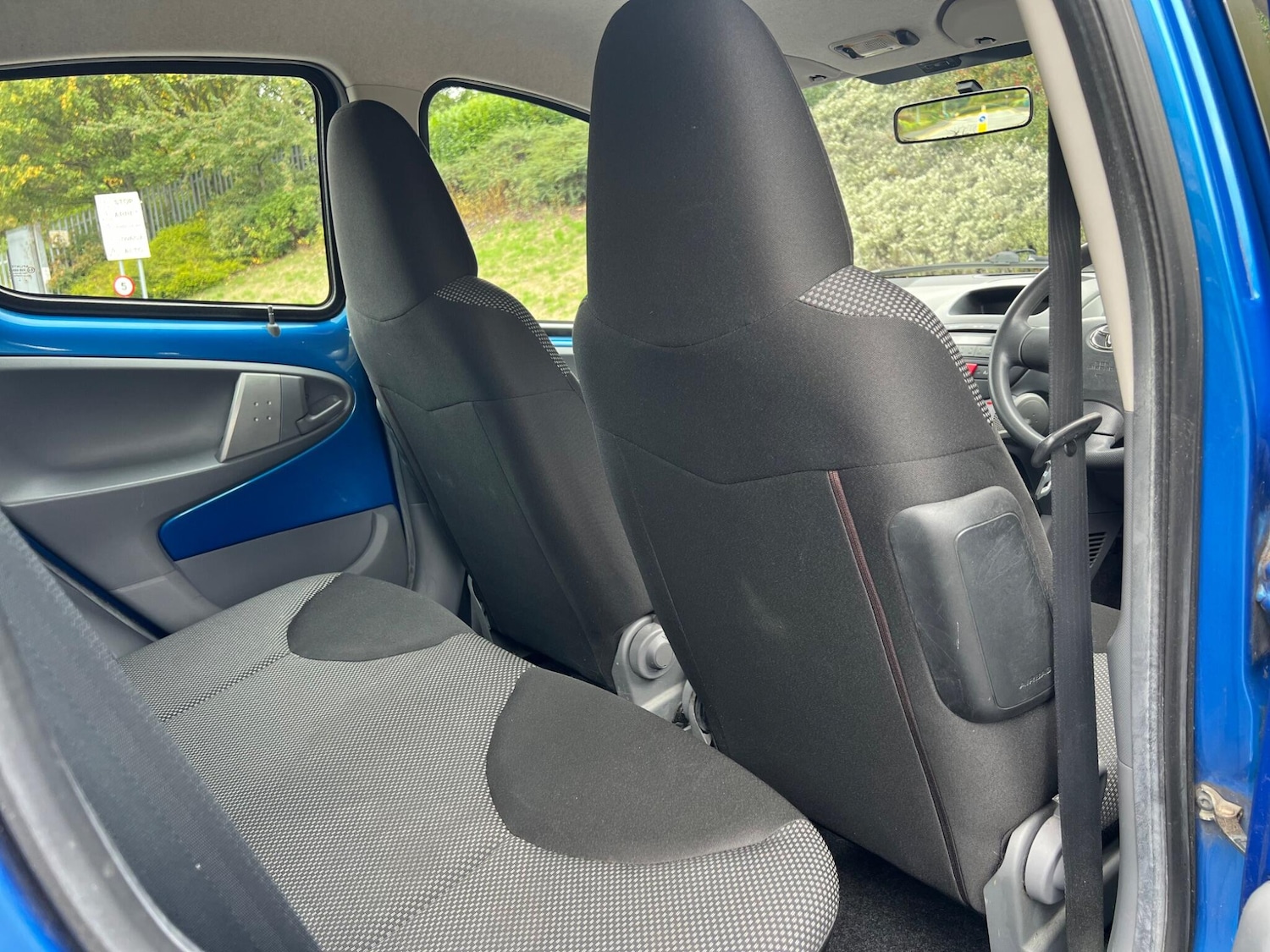 Used Toyota AYGO 2011 for sale - 75810162: Photo 23