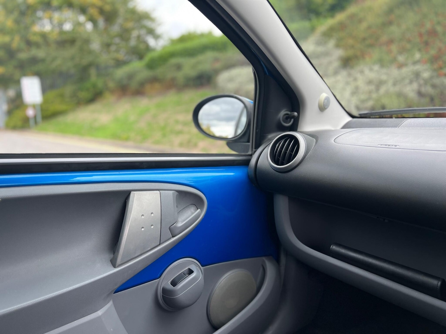 Used Toyota AYGO 2011 for sale - 75810162: Photo 38