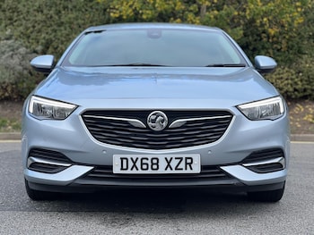 Used Vauxhall Insignia 2018 for sale - 76137452: Photo