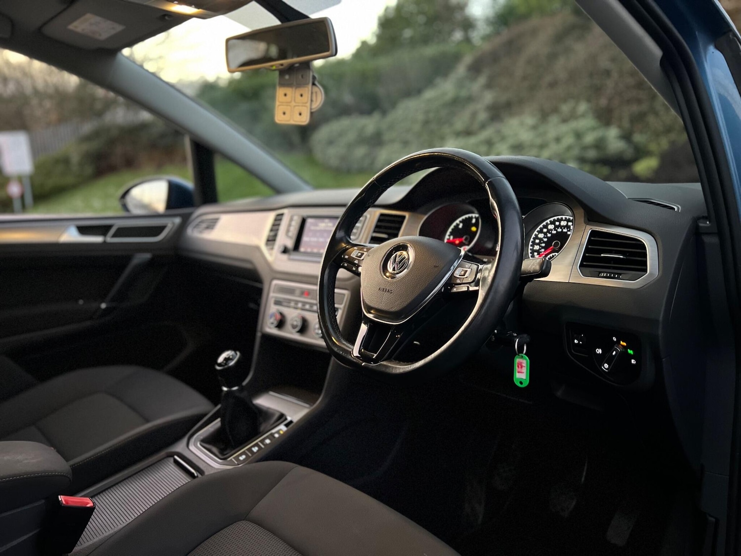 Used Volkswagen Golf SV 2015 for sale - 77091080: Photo 7