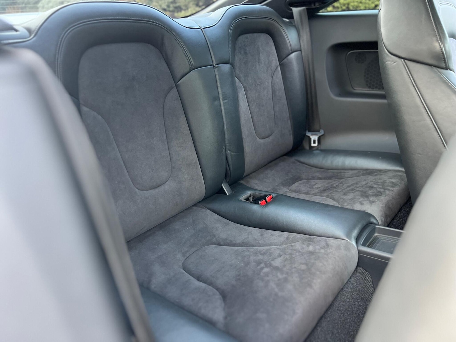 Used Audi TT 2011 for sale - 76898941: Photo 18