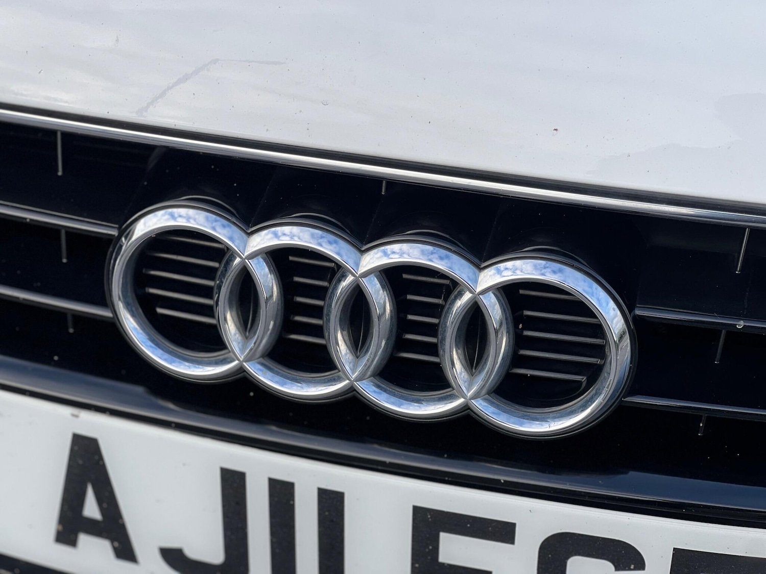 Used Audi TT 2011 for sale - 76898941: Photo 28