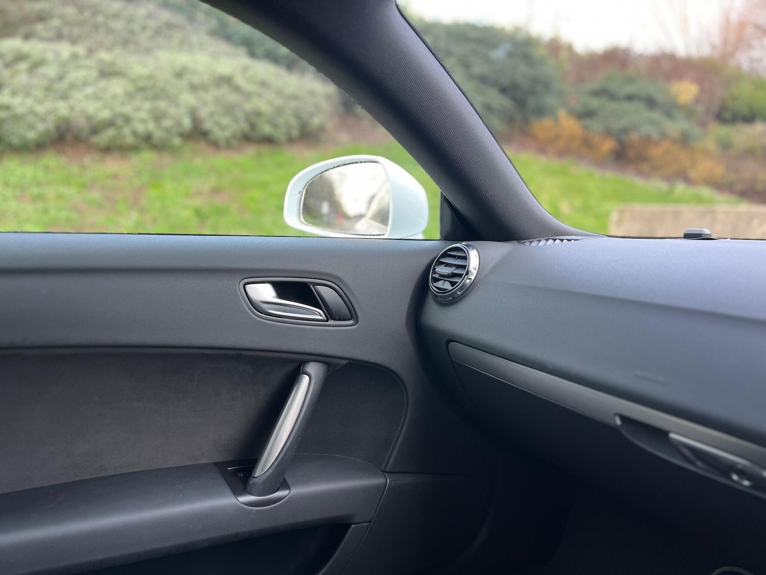 Used Audi TT 2011 for sale - 76898941: Photo 36