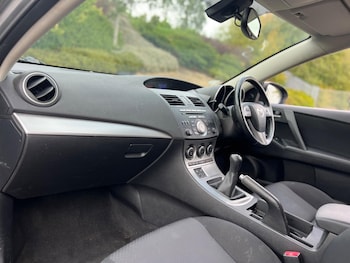 Used Mazda Mazda3 2009 for sale - 75588999: Photo