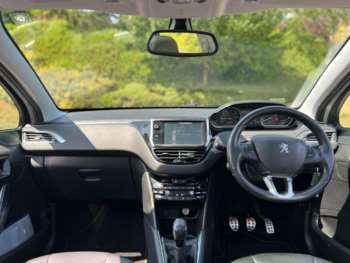 Used Peugeot 208 2012 for sale - 74966049: Photo