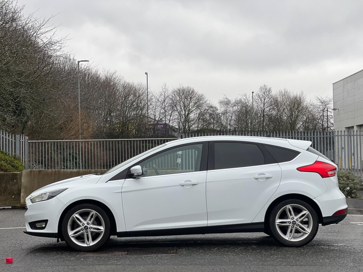 Used Ford Focus 2017 for sale - 77585889: Photo 14