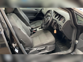 Used Volkswagen Golf 2013 for sale - 75809319: Photo