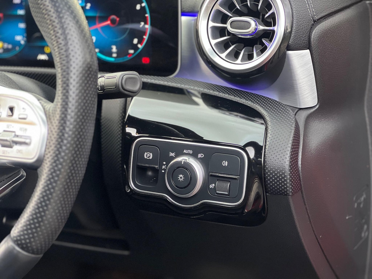 Used Mercedes-Benz A-Class 2019 for sale - 76409591: Photo 43