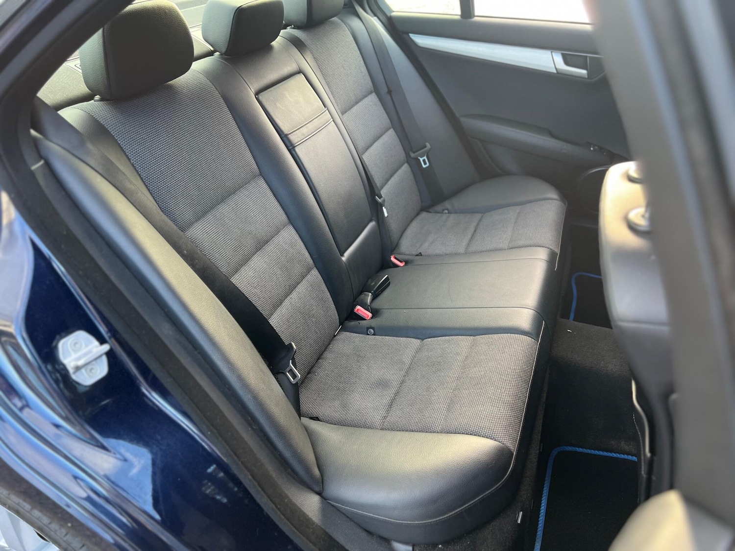 Used Mercedes-Benz C Class 2012 for sale - 77290902: Photo 24