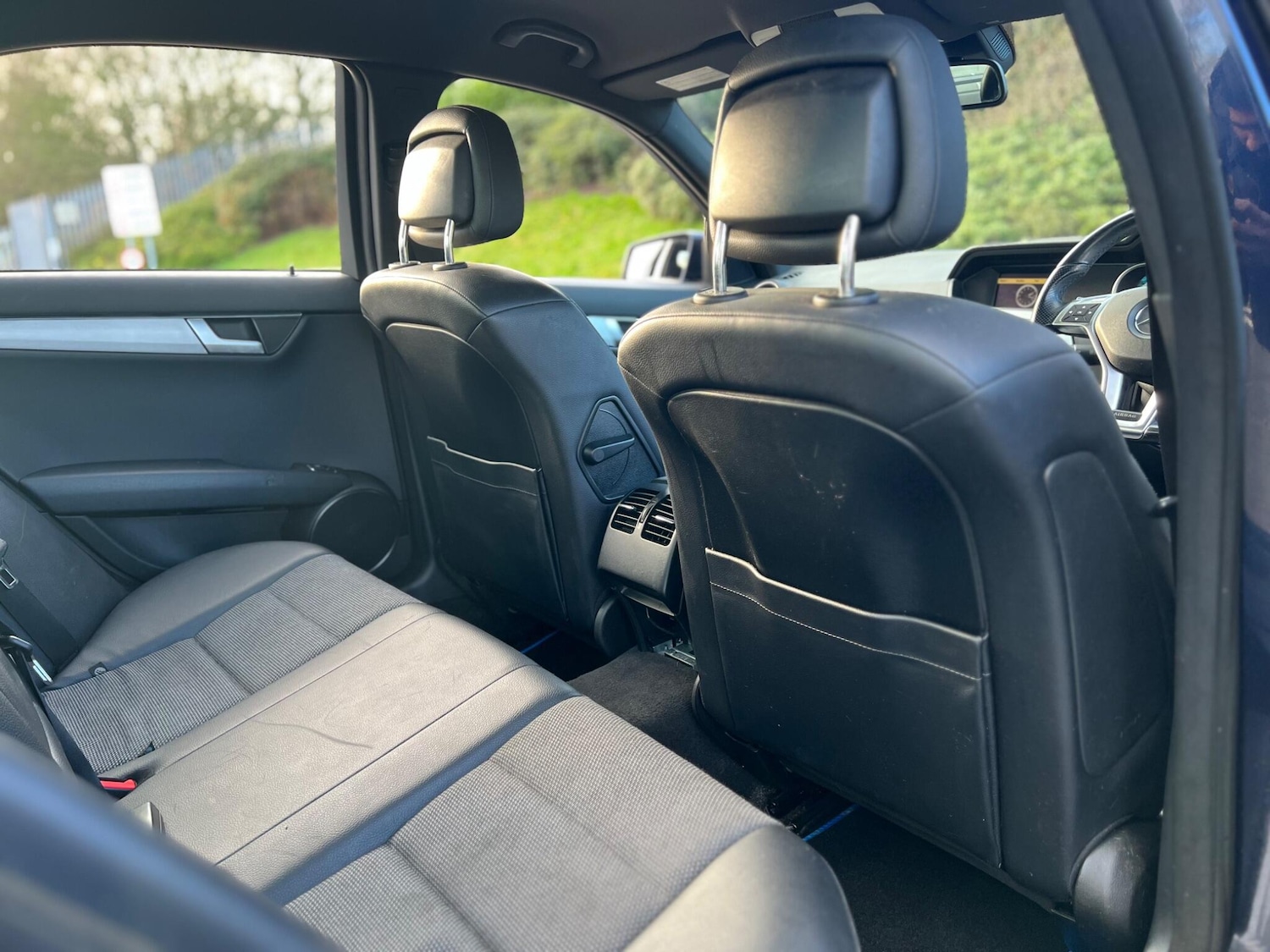 Used Mercedes-Benz C Class 2012 for sale - 77290902: Photo 26