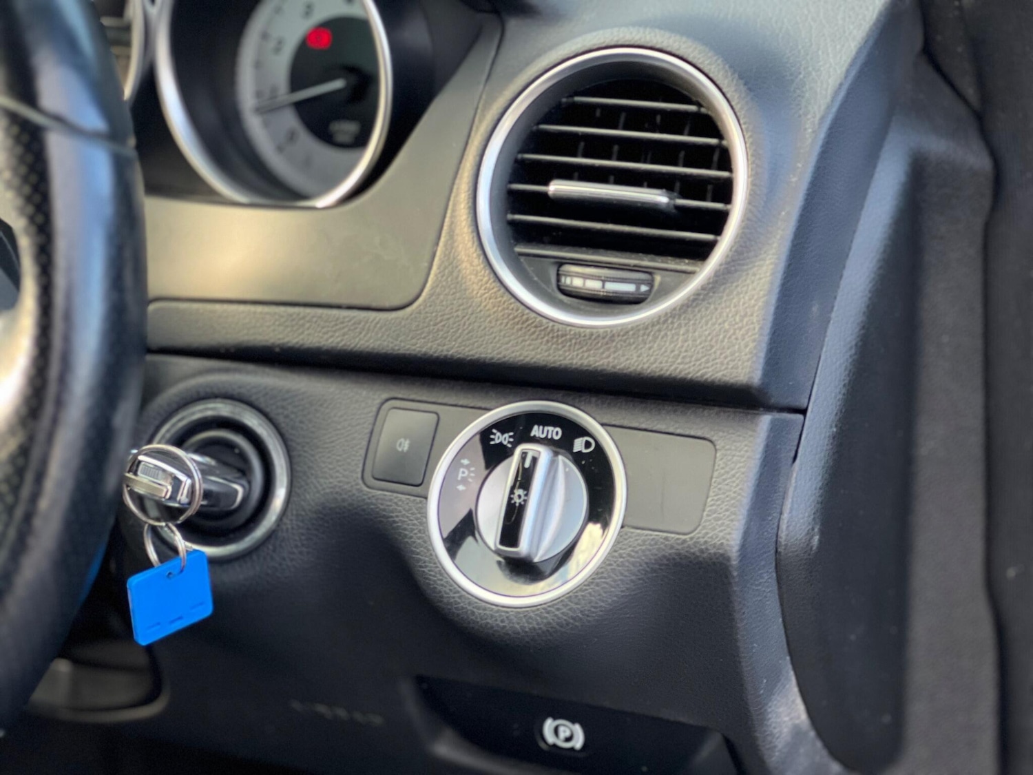 Used Mercedes-Benz C Class 2012 for sale - 77290902: Photo 40