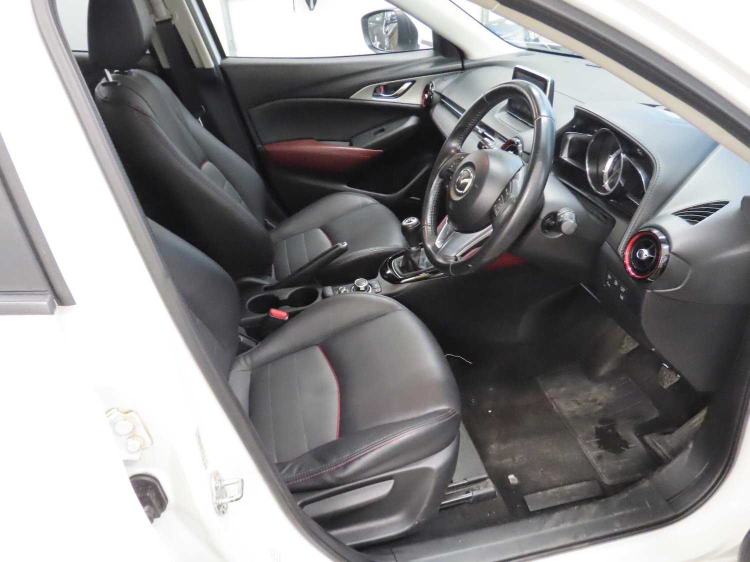 Used Mazda CX-3 2016 for sale - 77969617: Photo 10