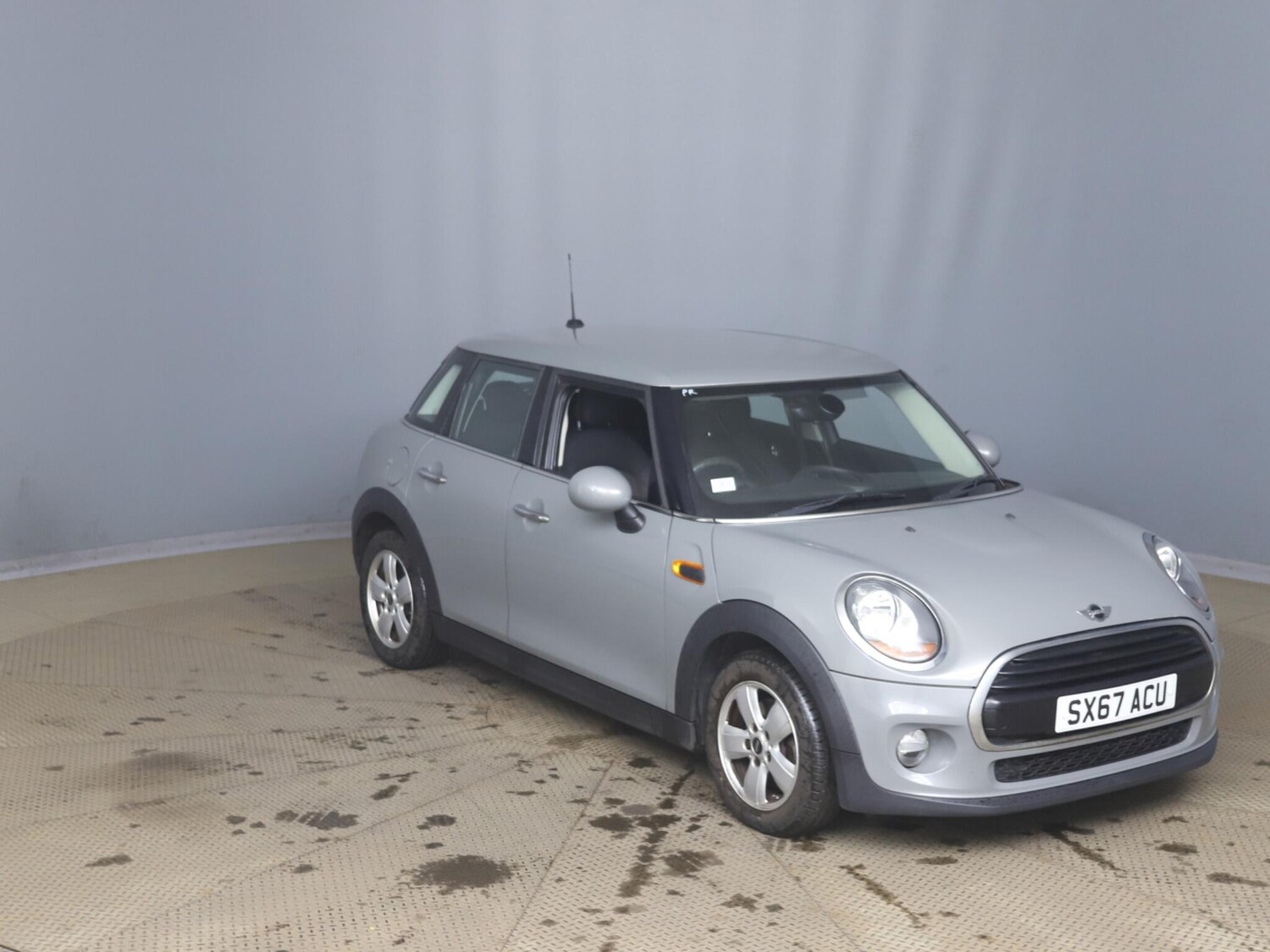 Used MINI Hatch 2017 for sale - 77479035: Photo 12