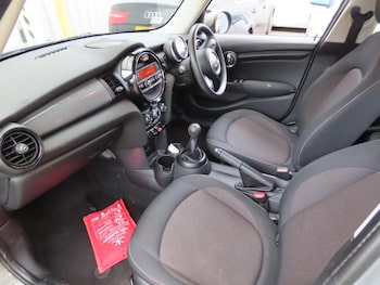 Used MINI Hatch 2017 for sale - 77479035: Photo