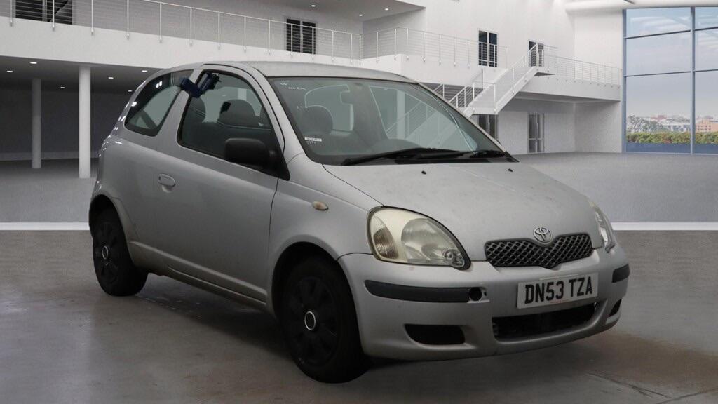 Used Toyota Yaris 2004 for sale - 76550451: Photo 1