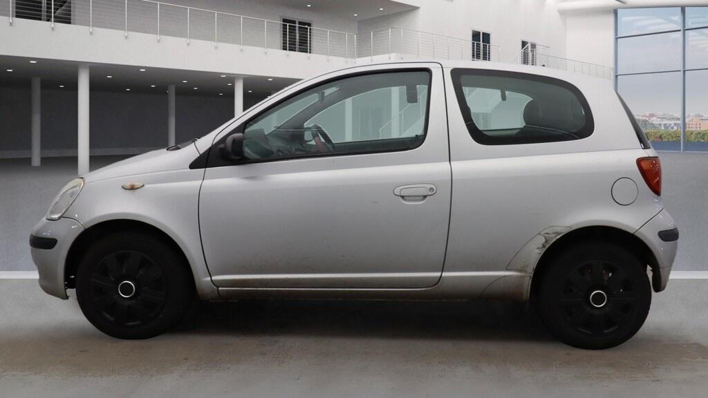 Used Toyota Yaris 2004 for sale - 76550451: Photo 6