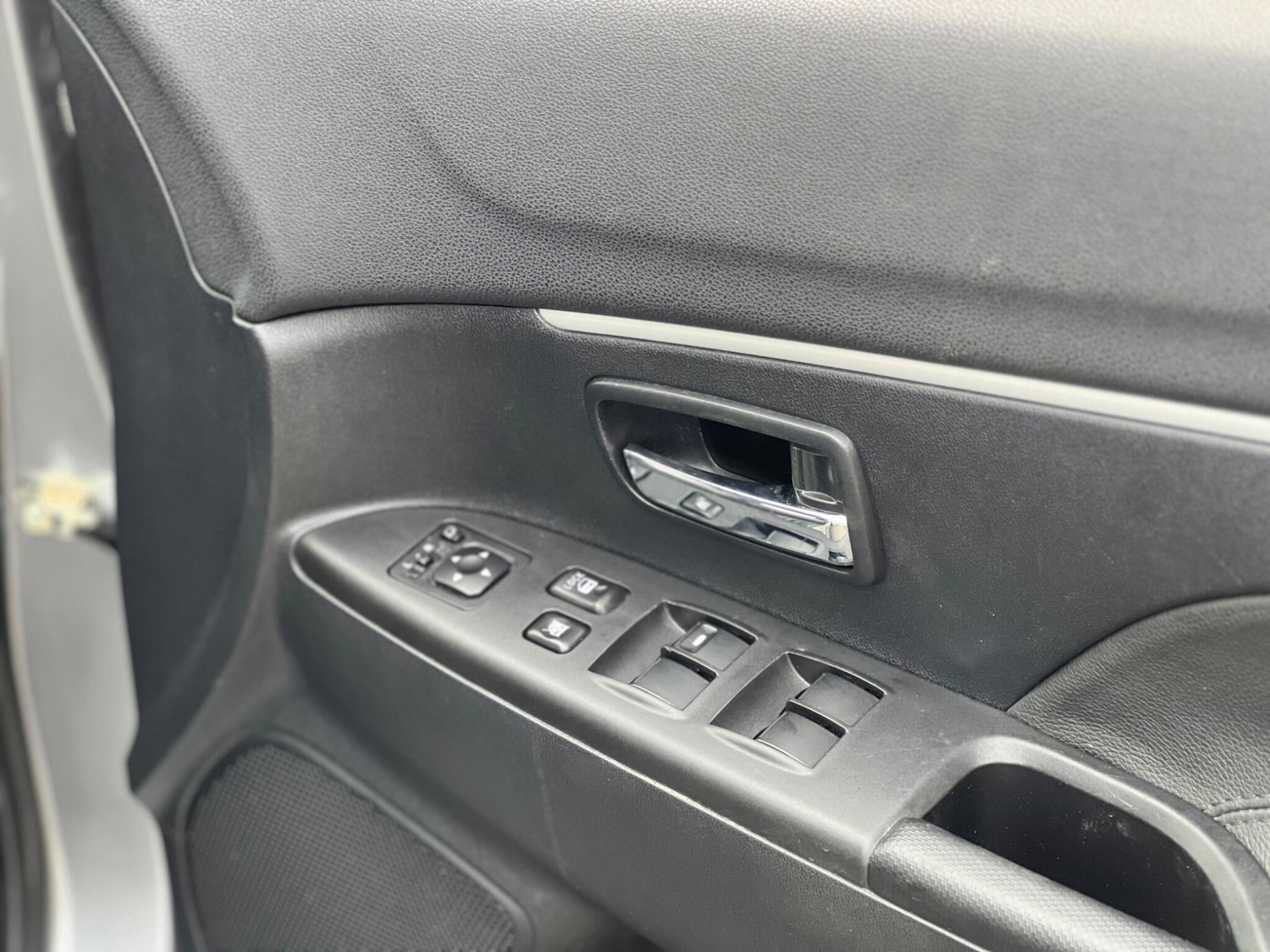 Used Mitsubishi ASX 2011 for sale - 76238879: Photo 40