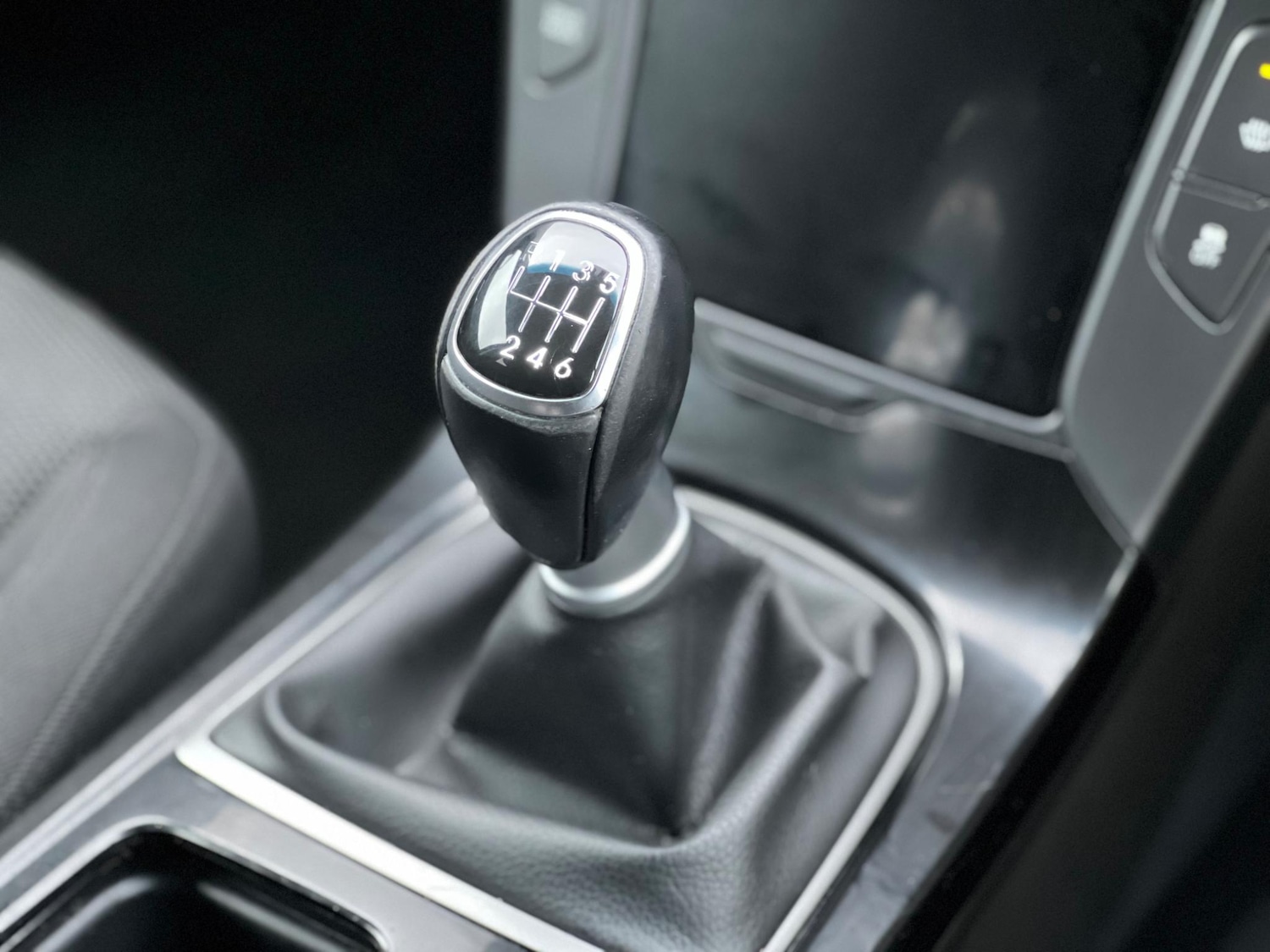 Used Hyundai i40 2017 for sale - 77440440: Photo 31