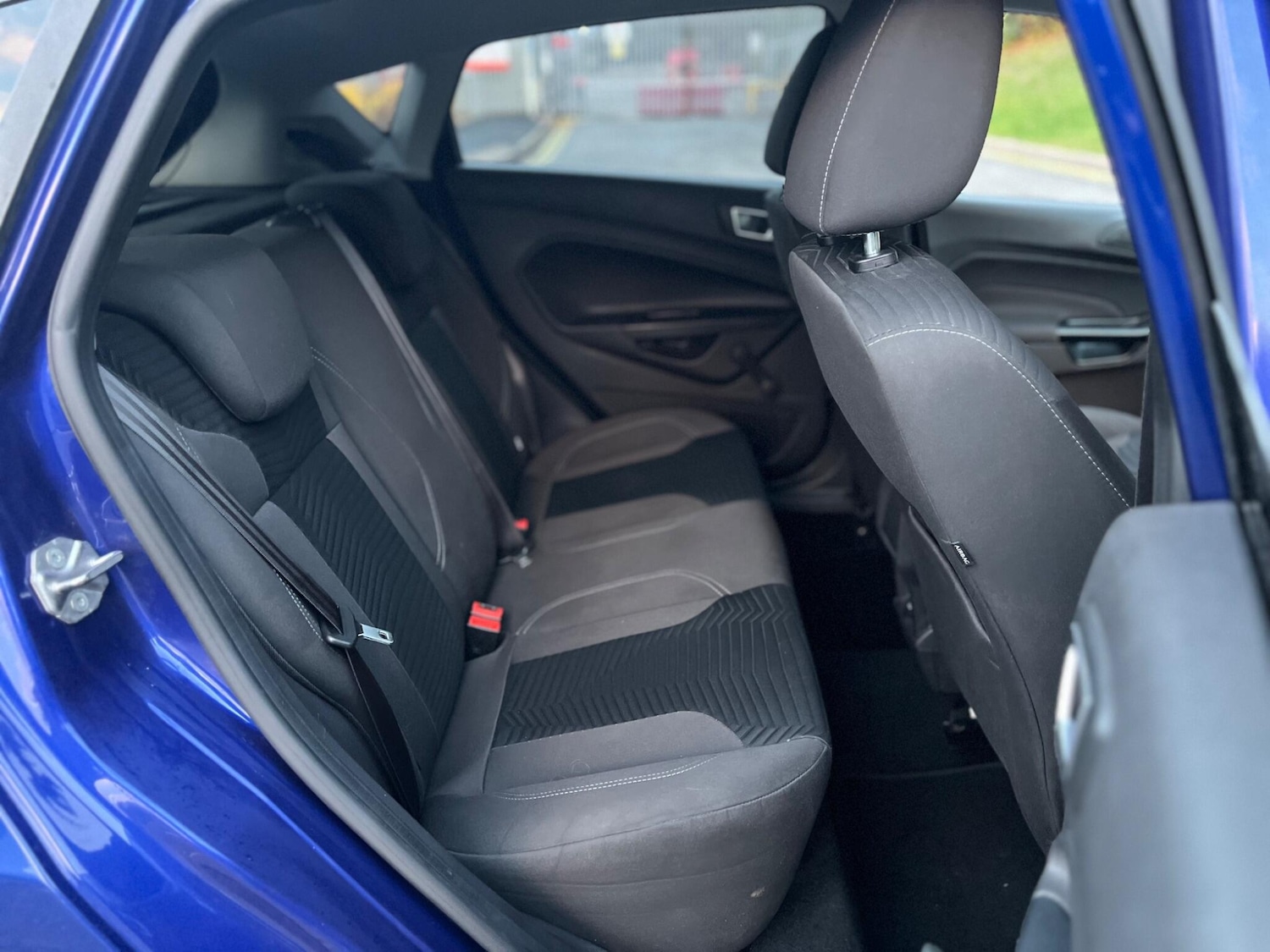 Used Ford Fiesta 2014 for sale - 76422822: Photo 24