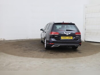 Used Volkswagen Golf 2017 for sale - 78878305: Photo