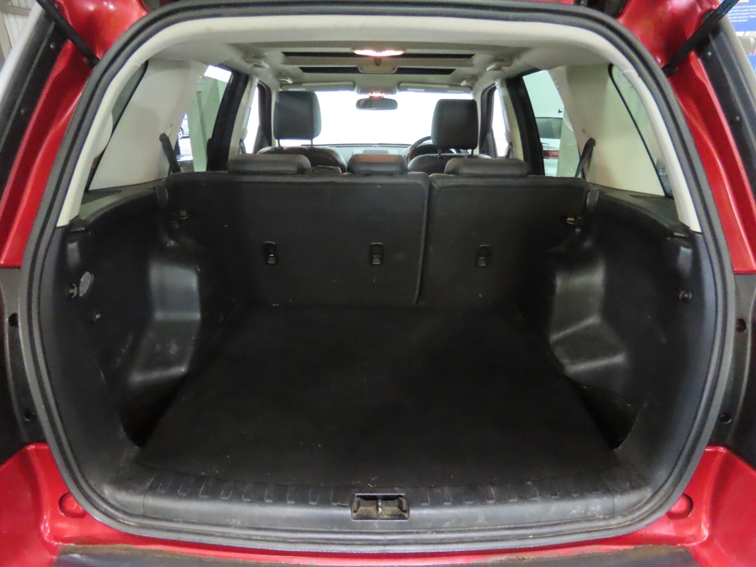 Used Land Rover Freelander 2 2012 for sale - 76315251: Photo 11