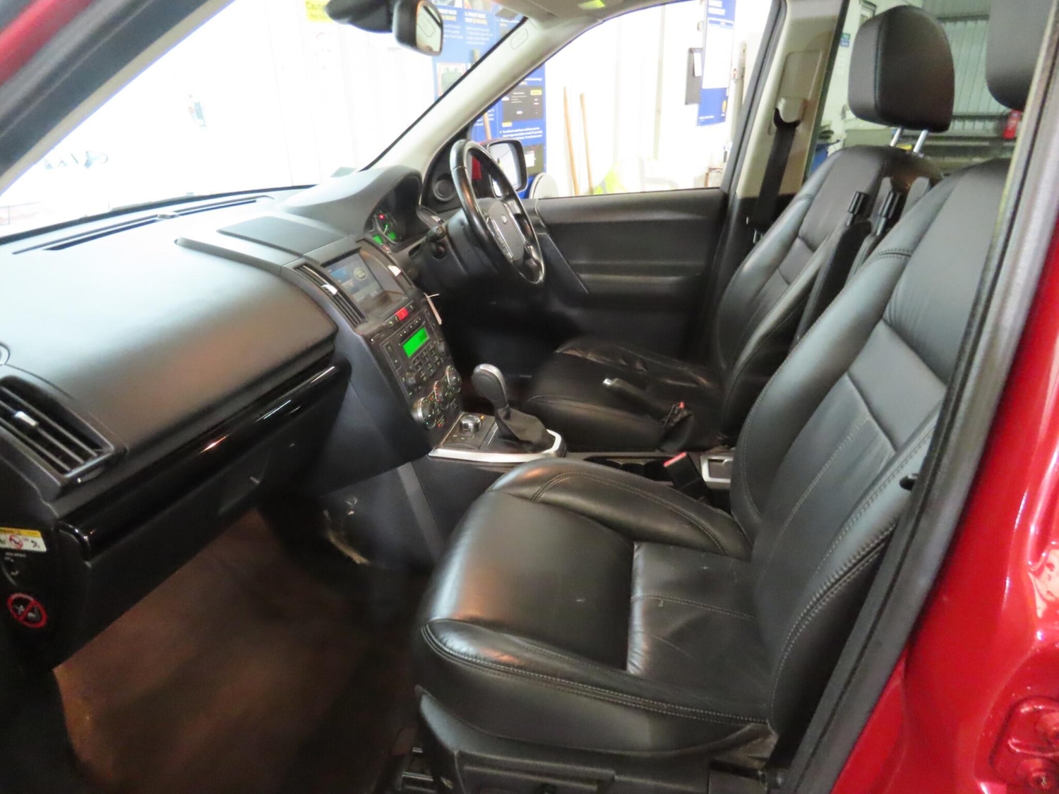 Used Land Rover Freelander 2 2012 for sale - 76315251: Photo 3