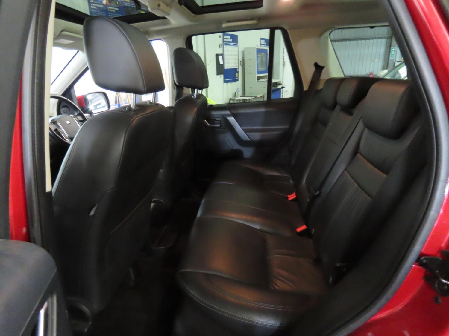 Used Land Rover Freelander 2 2012 for sale - 76315251: Photo 9