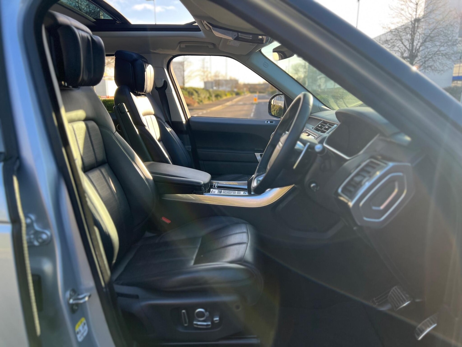 Used Land Rover Range Rover Sport 2019 for sale - 76899150: Photo 17