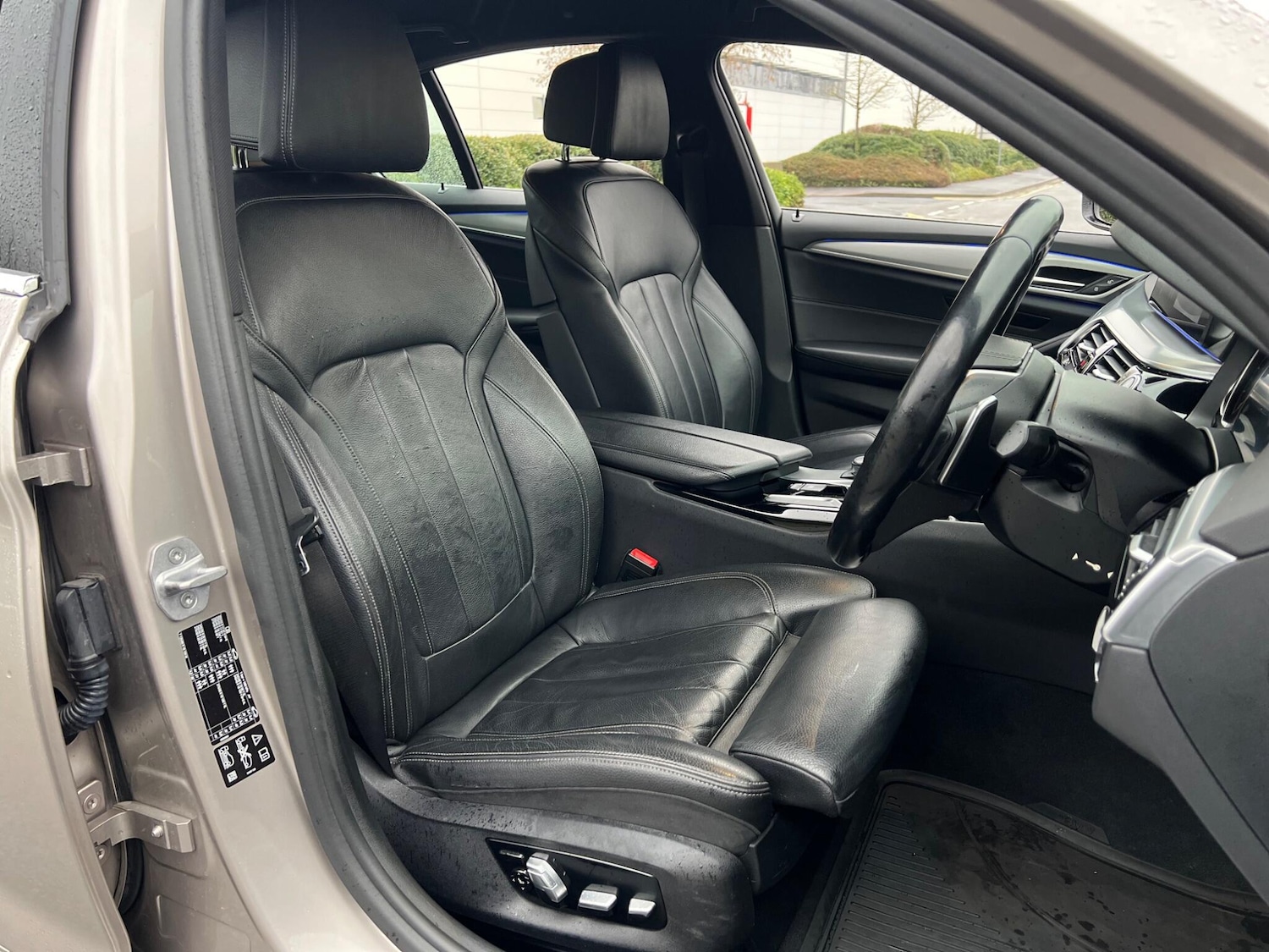 Used BMW 5 Series 2017 for sale - 77290775: Photo 18