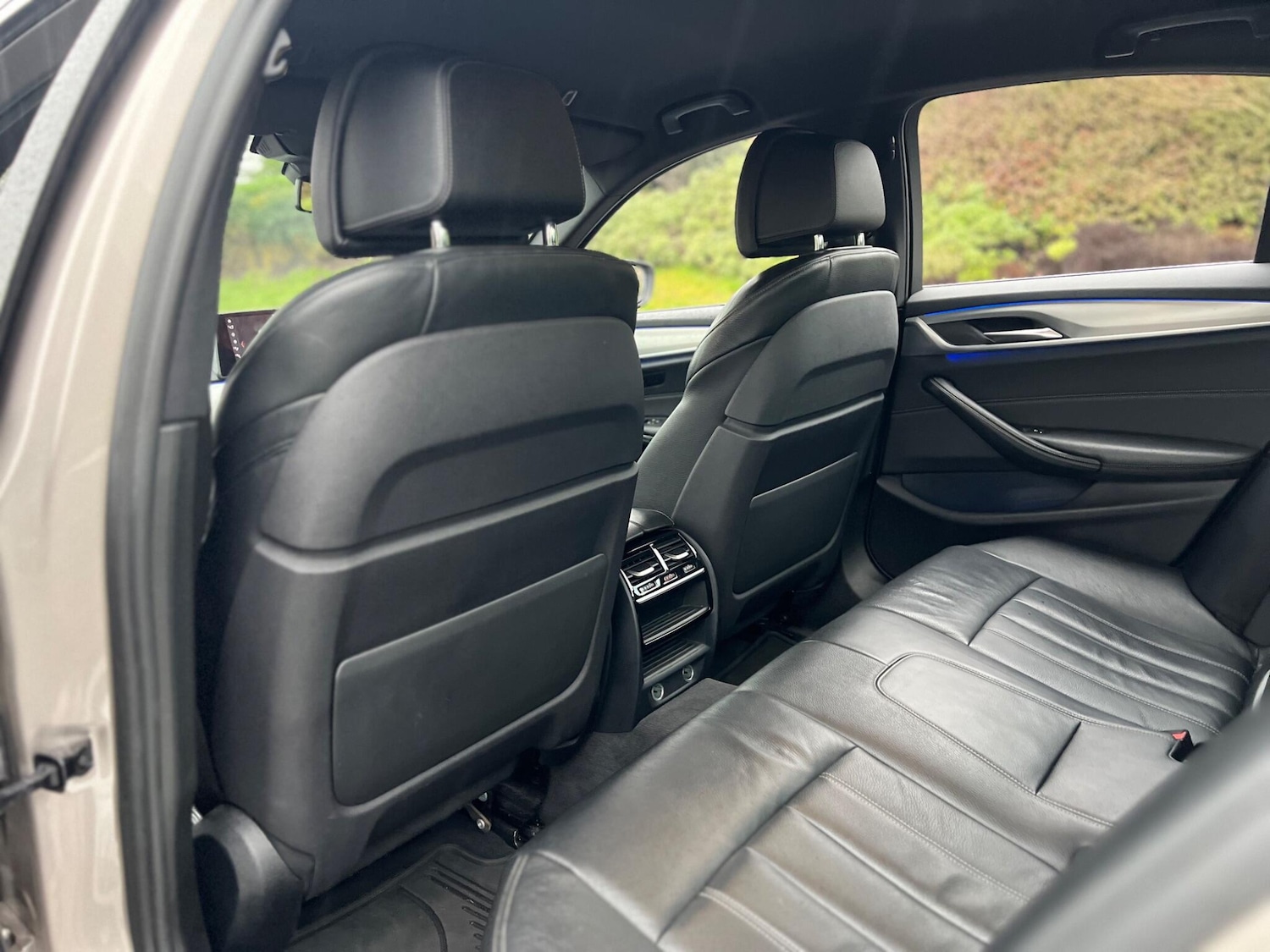 Used BMW 5 Series 2017 for sale - 77290775: Photo 23