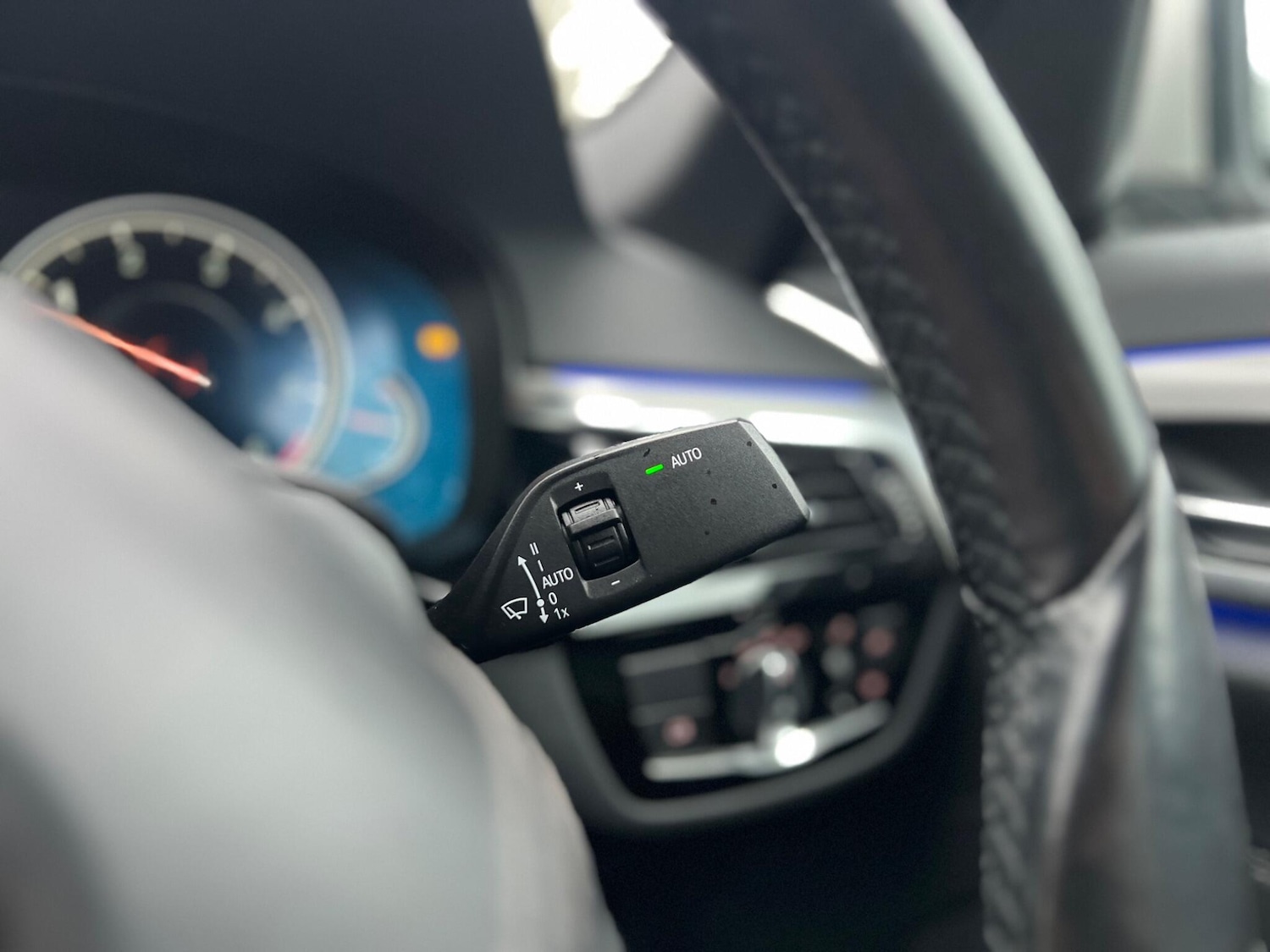 Used BMW 5 Series 2017 for sale - 77290775: Photo 27