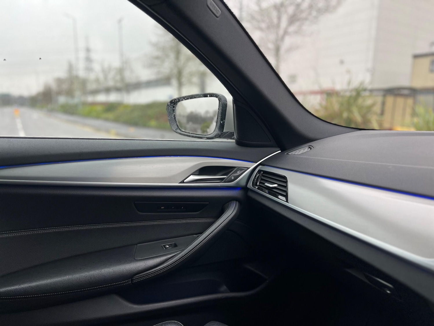 Used BMW 5 Series 2017 for sale - 77290775: Photo 46