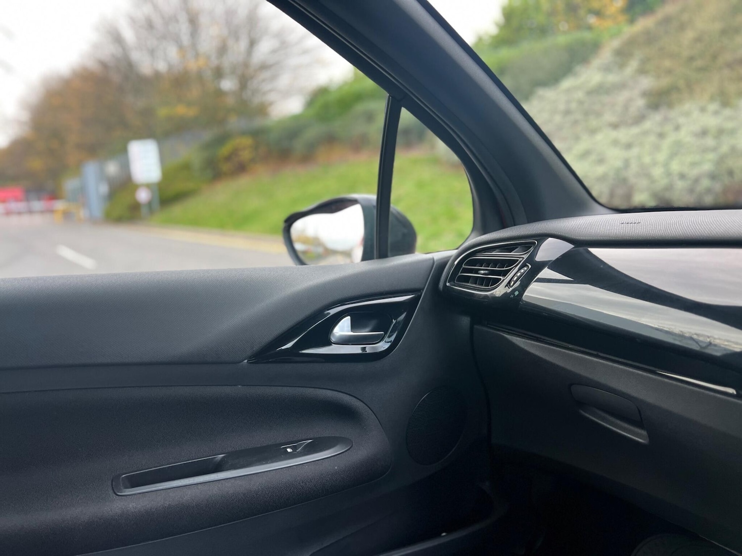 Used Citroen DS3 2013 for sale - 76472974: Photo 34