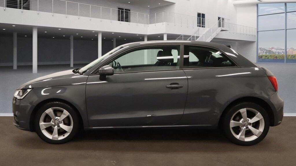 Used Audi A1 2015 for sale - 77290522: Photo 7