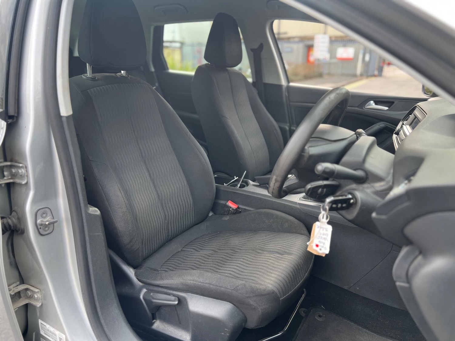 Used Peugeot 308 2015 for sale - 77784178: Photo 17