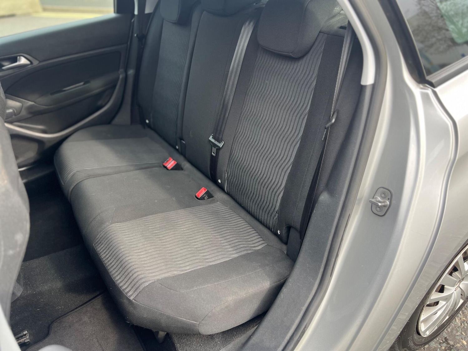 Used Peugeot 308 2015 for sale - 77784178: Photo 20