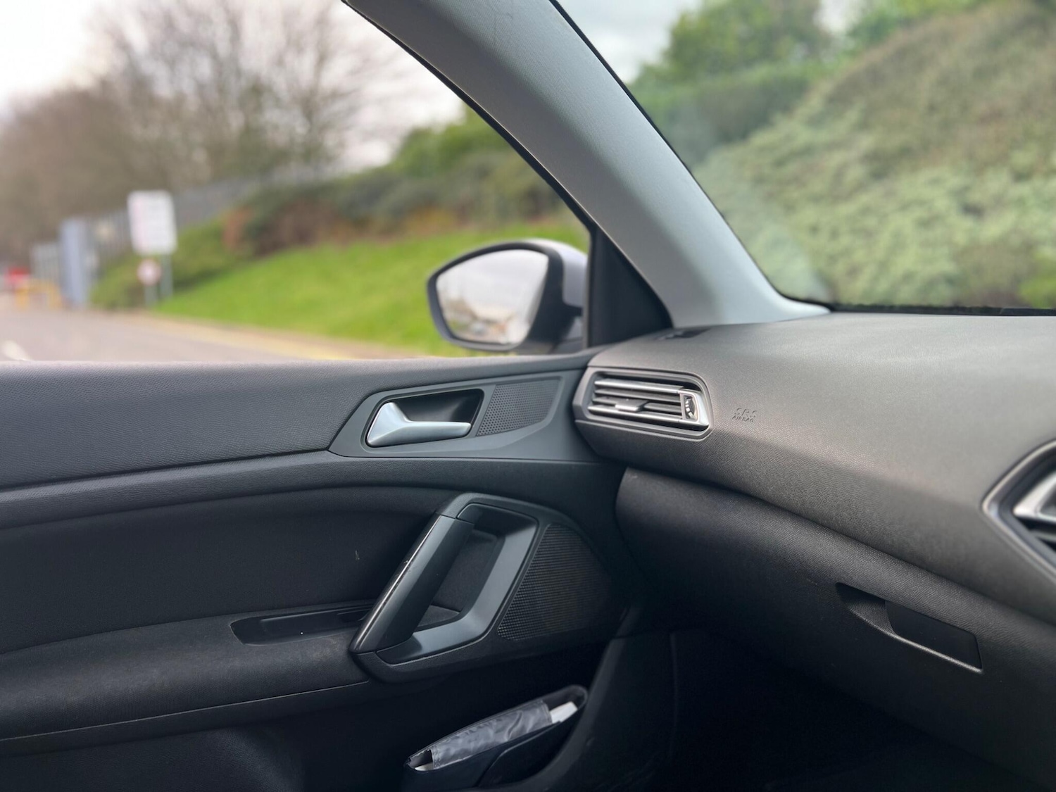 Used Peugeot 308 2015 for sale - 77784178: Photo 40