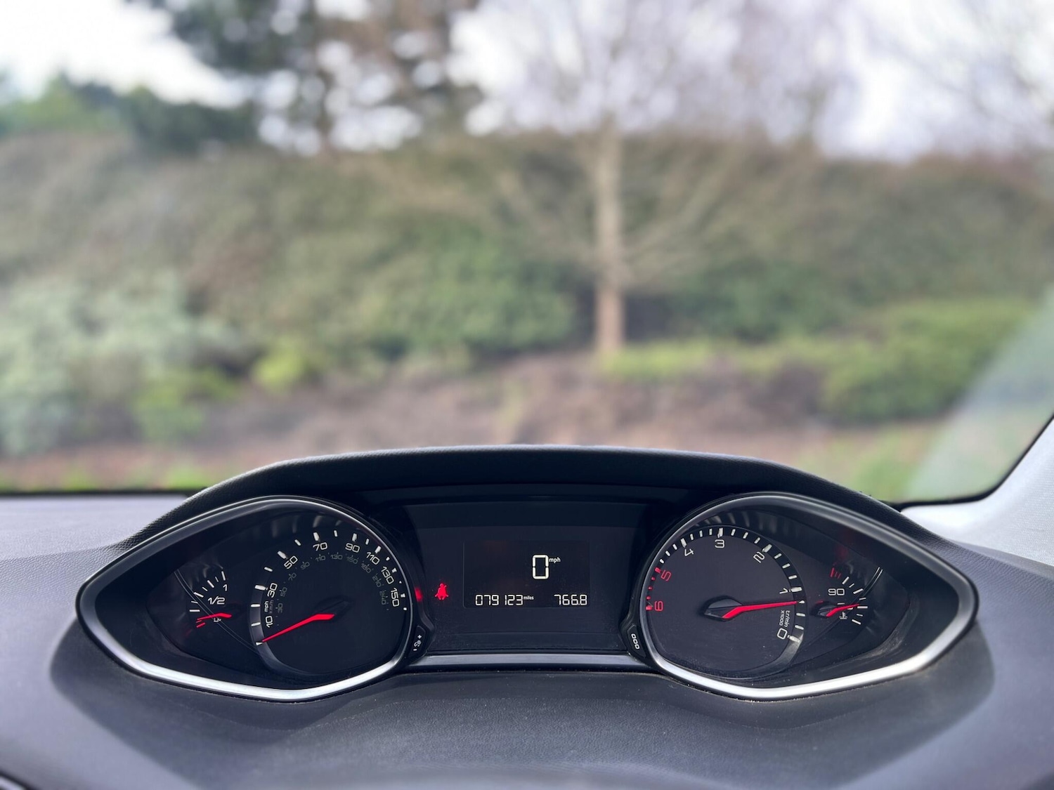 Used Peugeot 308 2015 for sale - 77784178: Photo 7