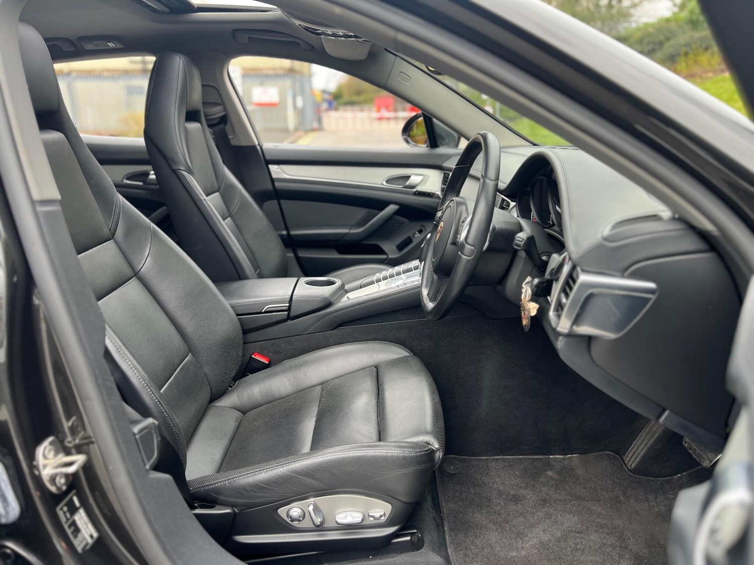 Used Porsche Panamera 2009 for sale - 77585685: Photo 17