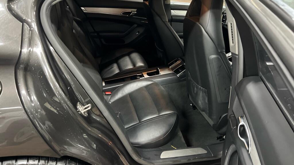 Used Porsche Panamera 2009 for sale - 77585685: Photo 6