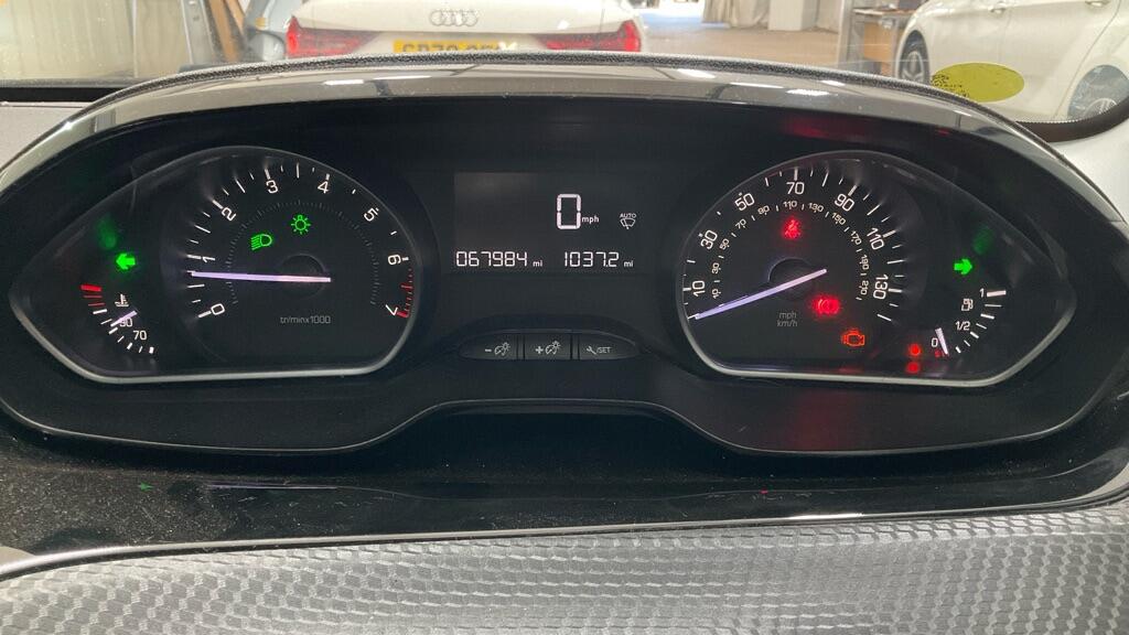 Used Peugeot 208 2016 for sale - 76597074: Photo 5