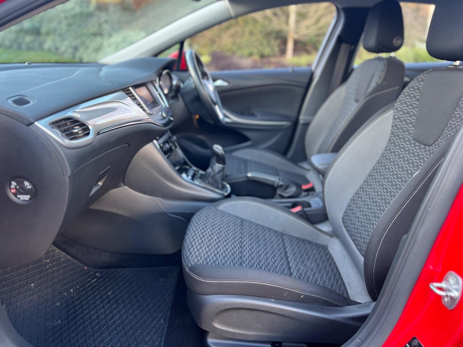 Used Vauxhall Astra 2019 for sale - 76913867: Photo 19