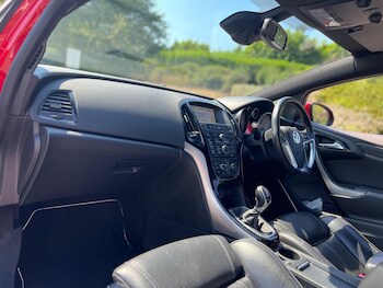 Used Vauxhall Astra GTC 2014 for sale - 75200223: Photo