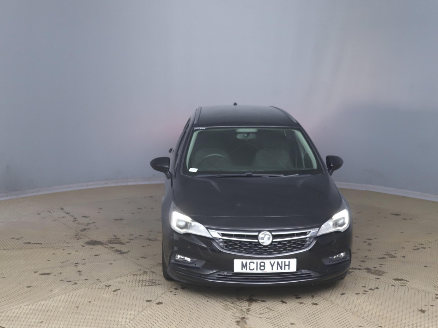 Used Vauxhall Astra for sale - 78115206: Photo 2