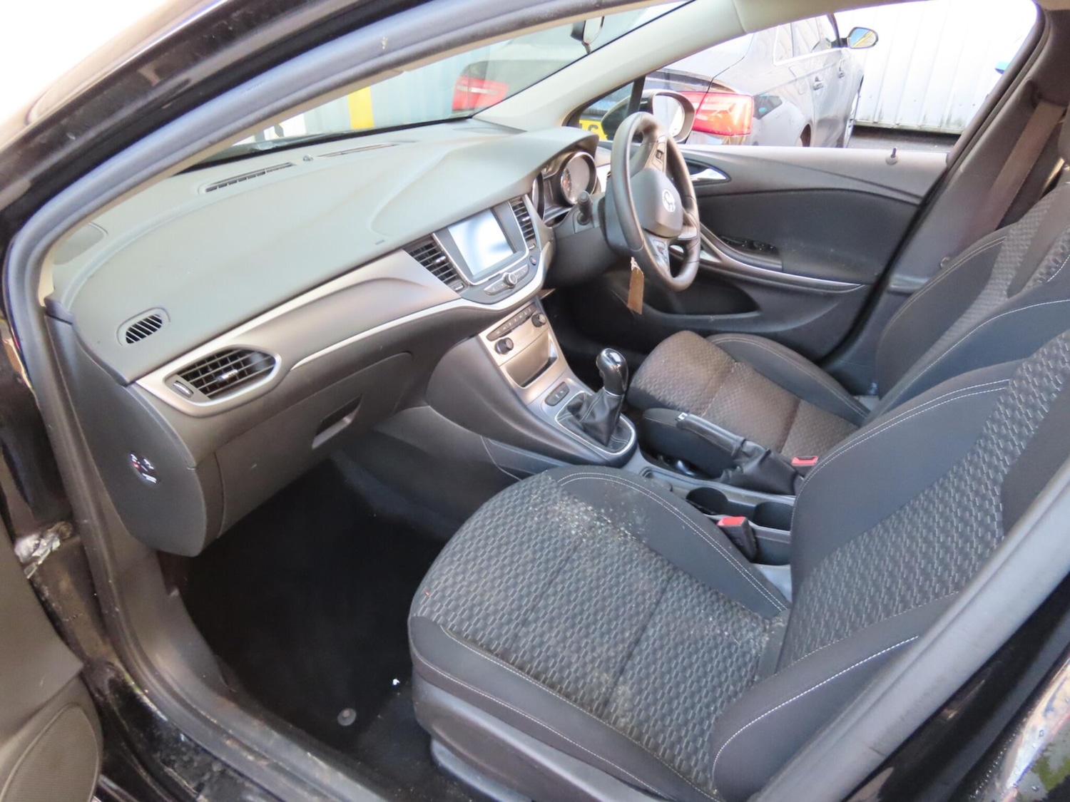 Used Vauxhall Astra for sale - 78115206: Photo 4